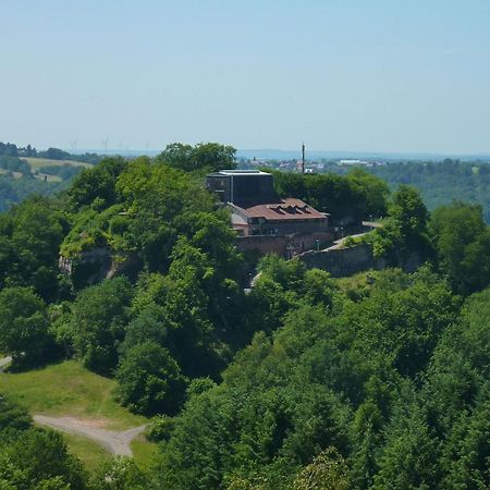 Gasthaus Zum Schloss Lemberg Kültér fotó